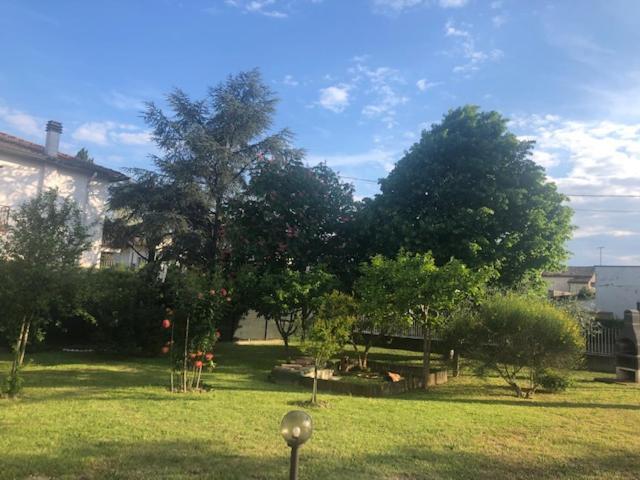 B&B Marilyn Равенна Екстер'єр фото